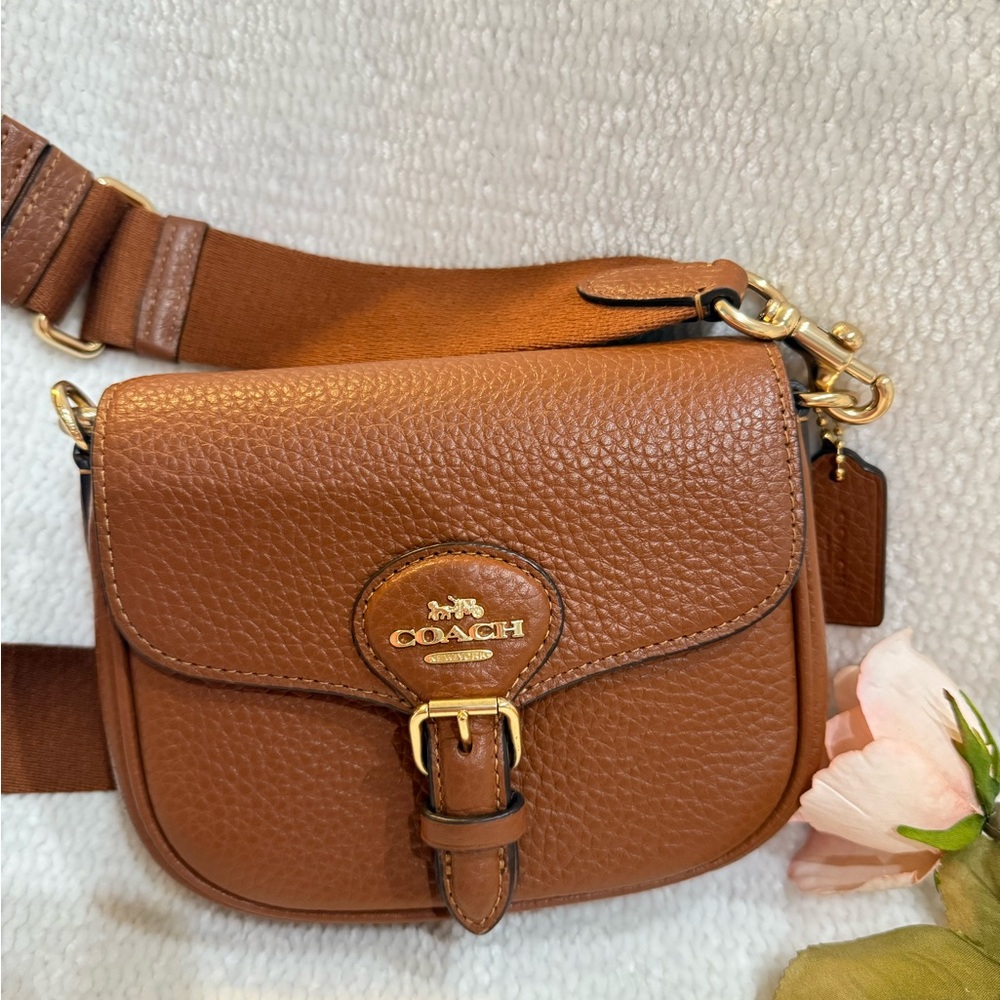 Coach Tan Leather Crossbody Bag 🤎 Modelo tipo Saddle Bag en cuero 100%autentica